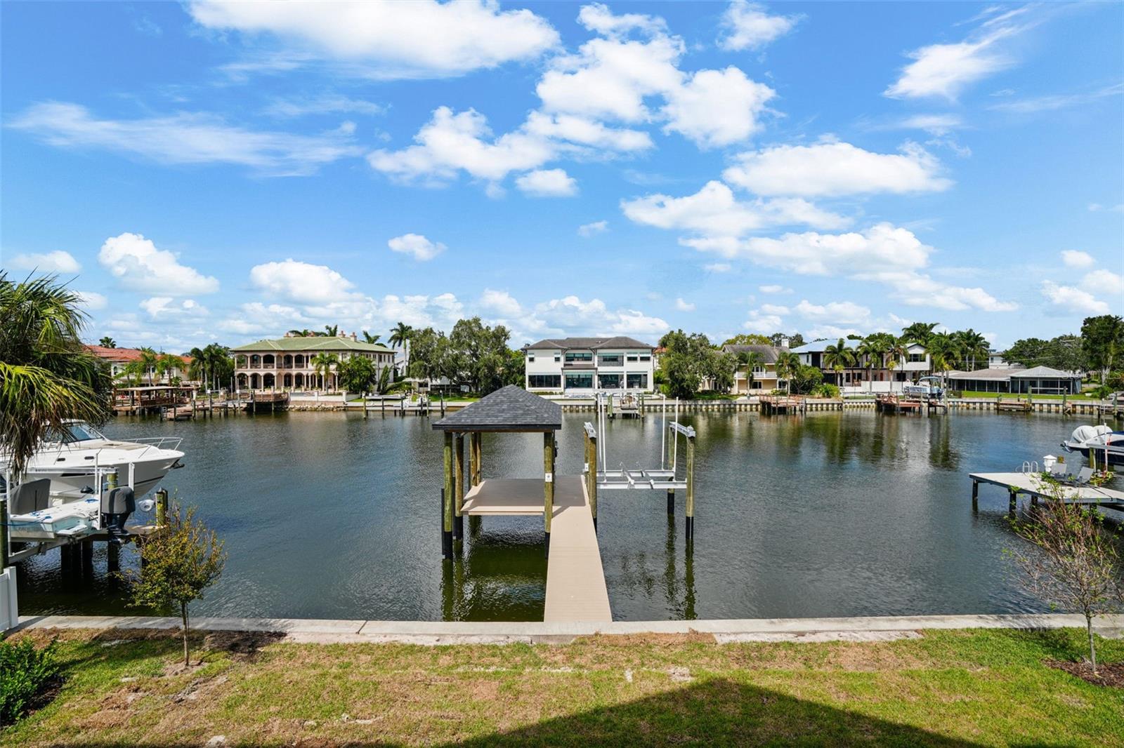 SUNSET PARK ISLES UNIT 2 - Residential