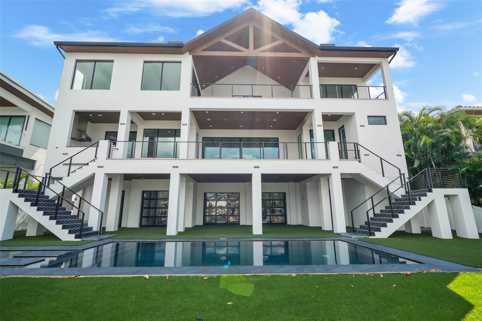 SUNSET PARK ISLES UNIT 2 - Residential