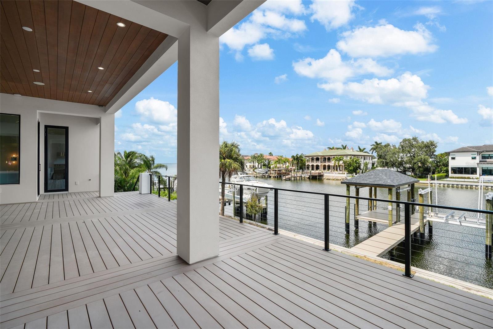 SUNSET PARK ISLES UNIT 2 - Residential