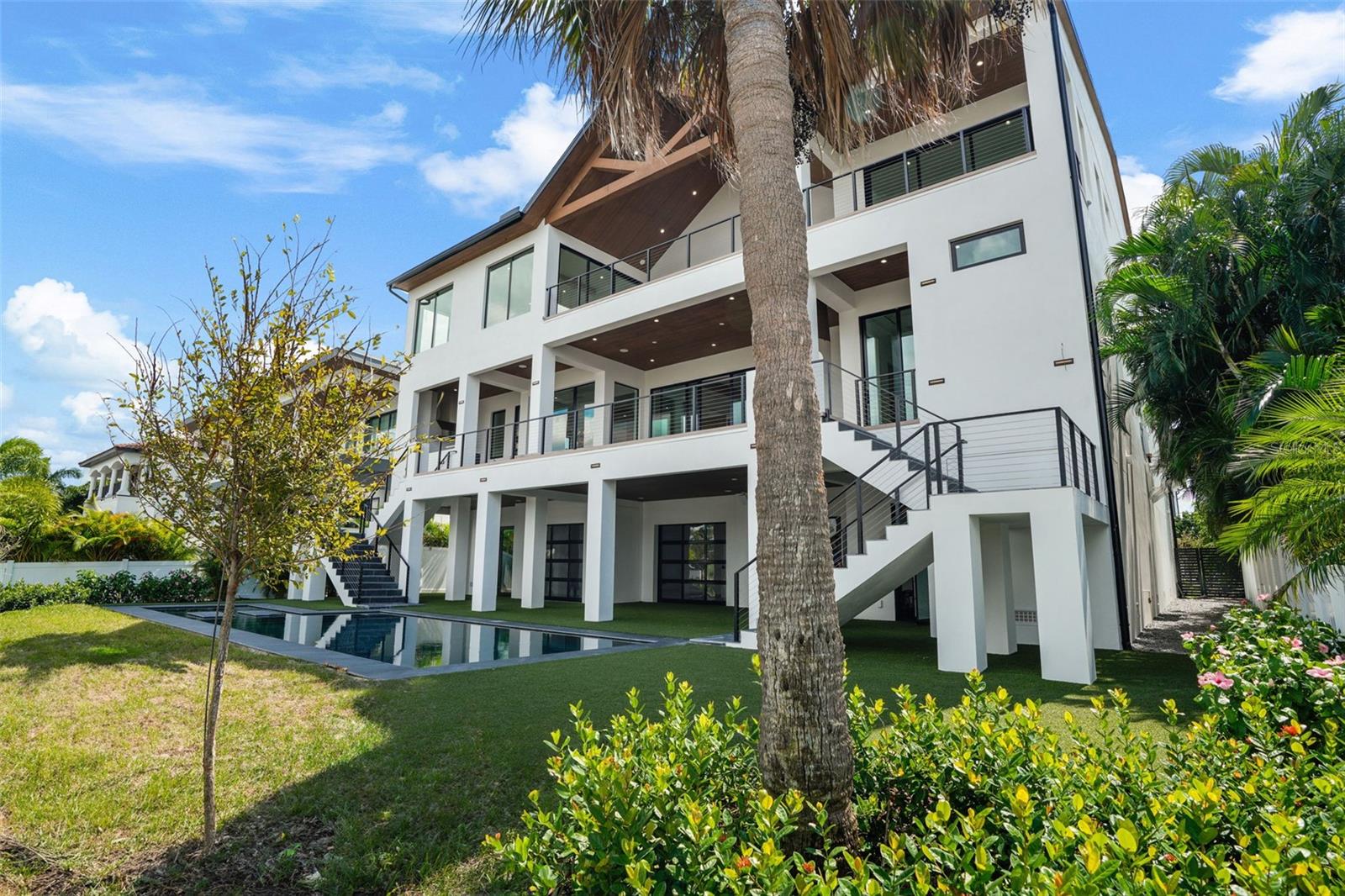 SUNSET PARK ISLES UNIT 2 - Residential