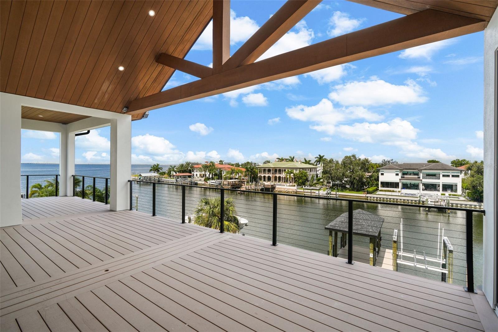 SUNSET PARK ISLES UNIT 2 - Residential