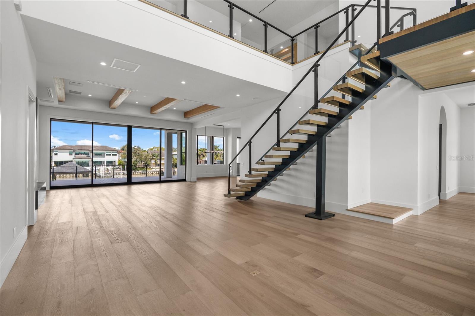 SUNSET PARK ISLES UNIT 2 - Residential