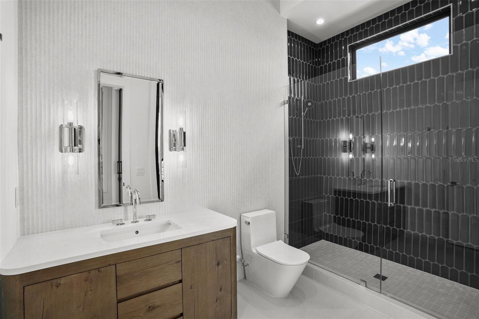 SUNSET PARK ISLES UNIT 2 - Residential