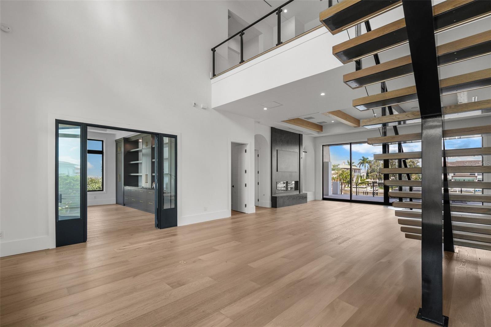 SUNSET PARK ISLES UNIT 2 - Residential
