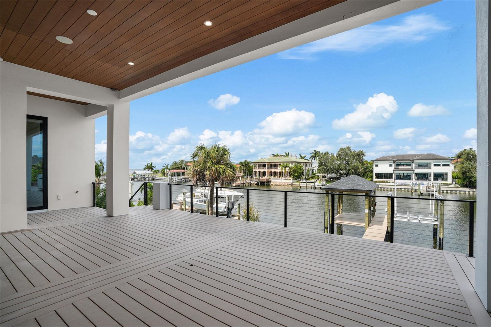 SUNSET PARK ISLES UNIT 2 - Residential