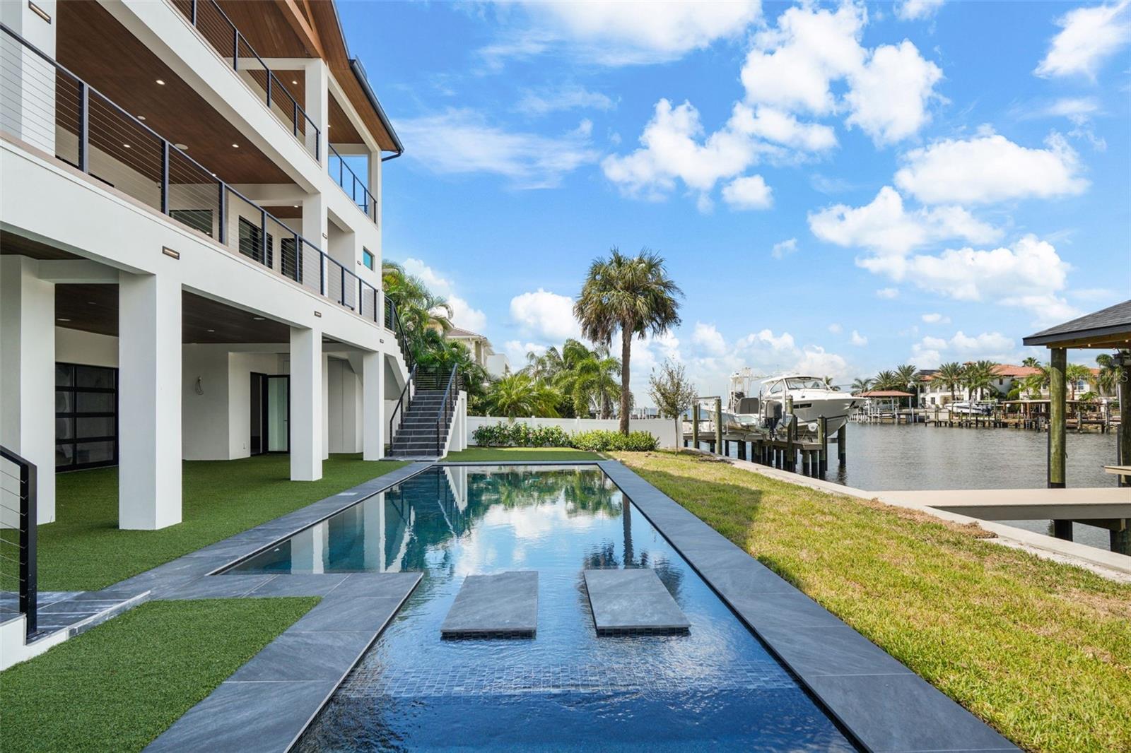 SUNSET PARK ISLES UNIT 2 - Residential