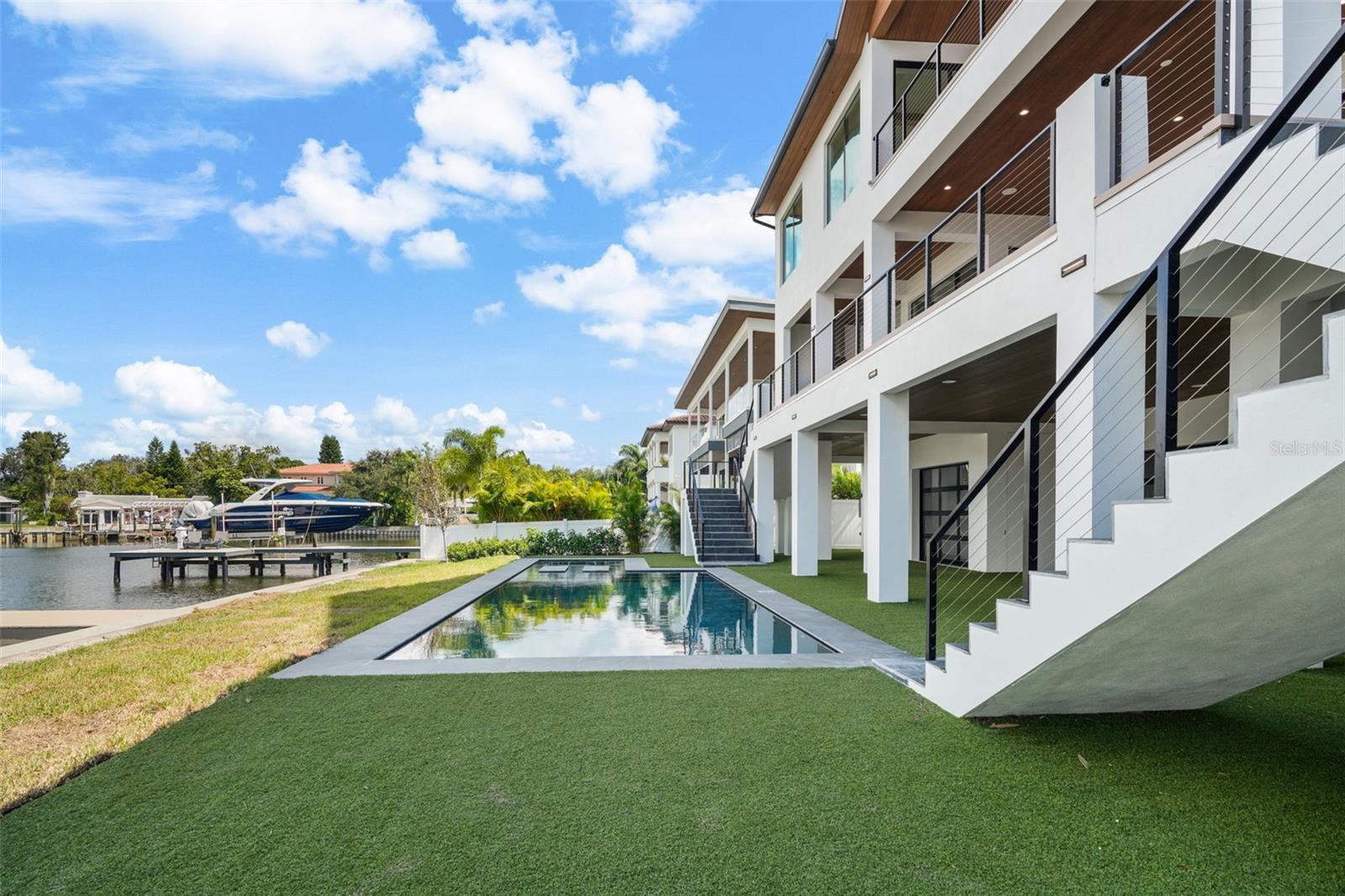 SUNSET PARK ISLES UNIT 2 - Residential