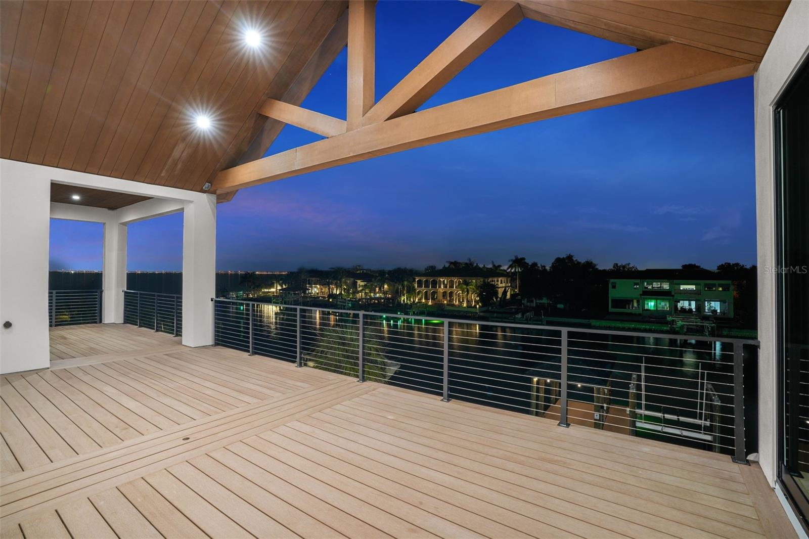 SUNSET PARK ISLES UNIT 2 - Residential