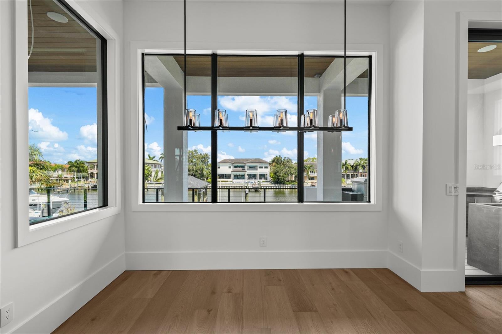 SUNSET PARK ISLES UNIT 2 - Residential