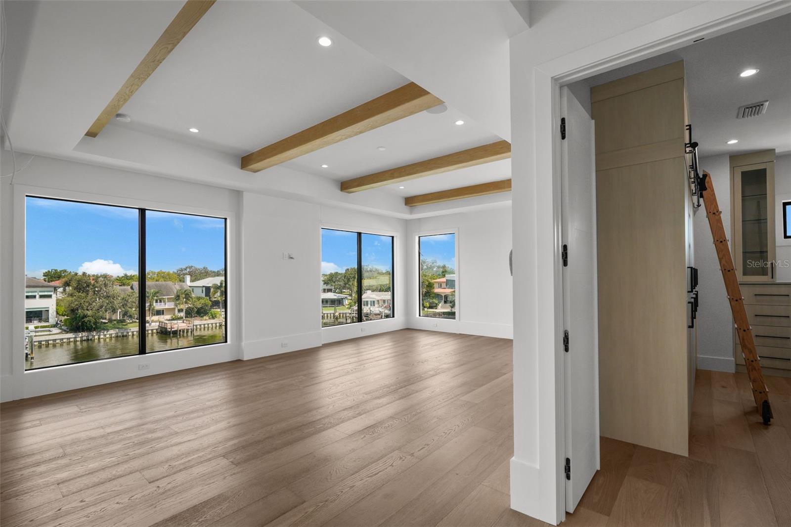 SUNSET PARK ISLES UNIT 2 - Residential