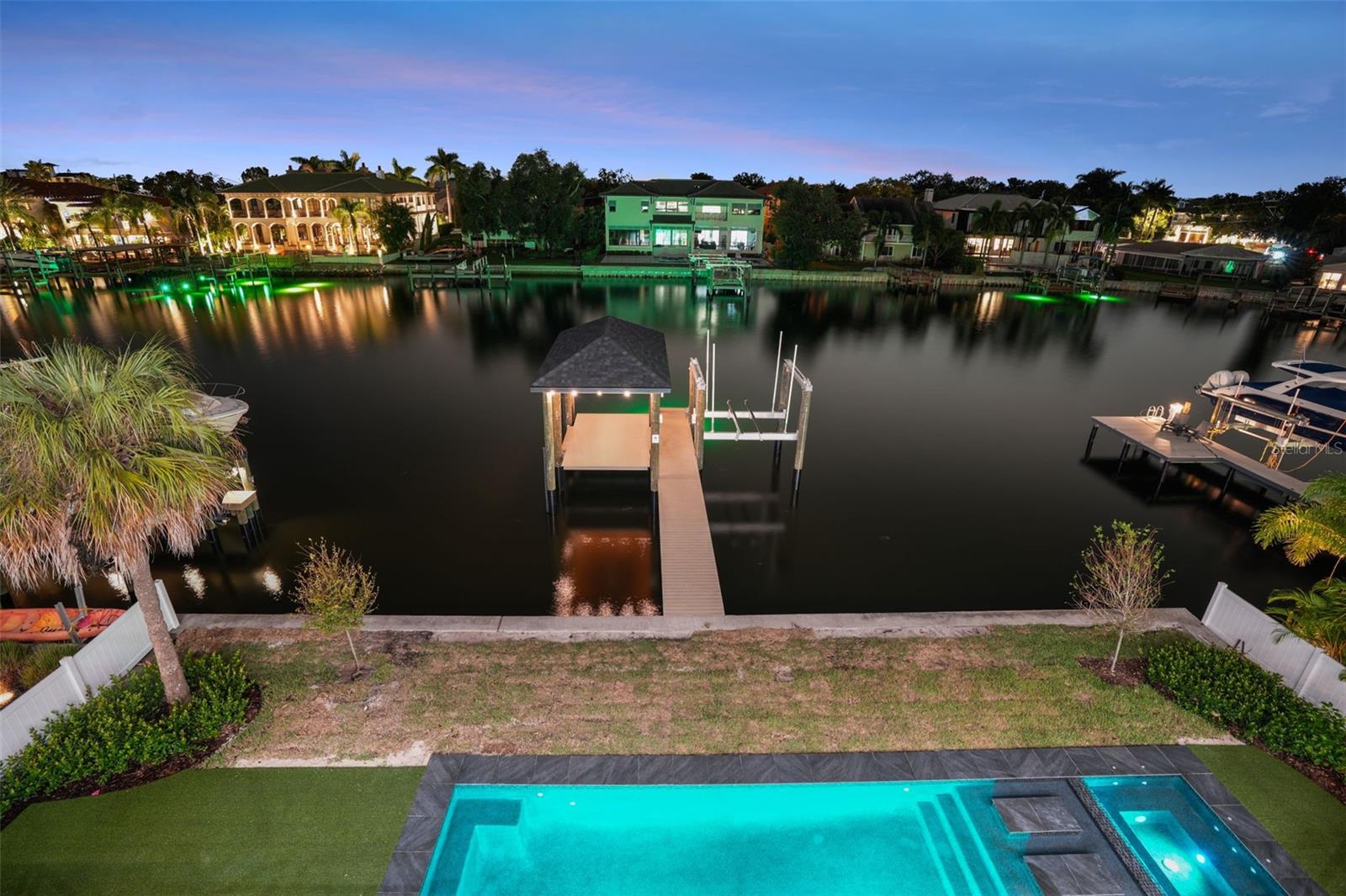 SUNSET PARK ISLES UNIT 2 - Residential