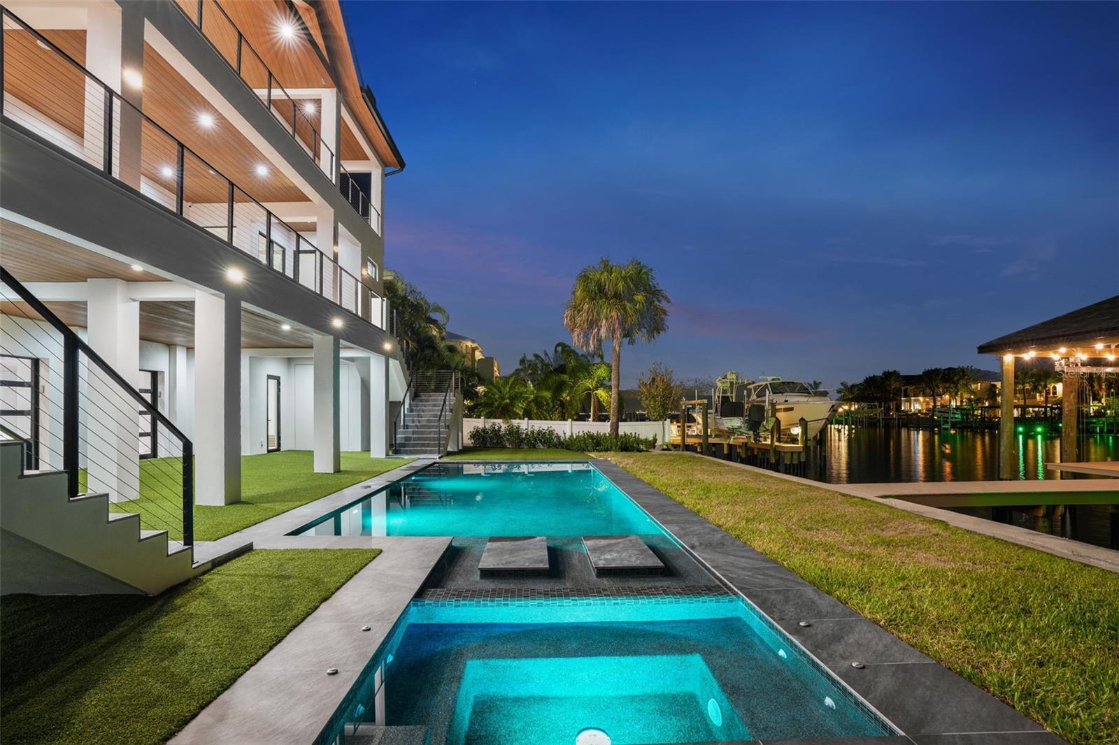 SUNSET PARK ISLES UNIT 2 - Residential