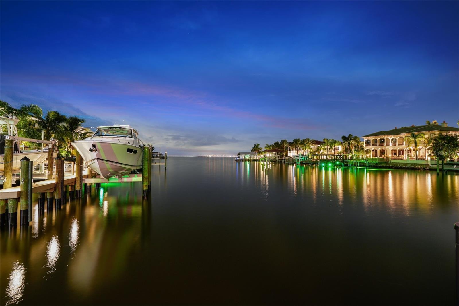 SUNSET PARK ISLES UNIT 2 - Residential
