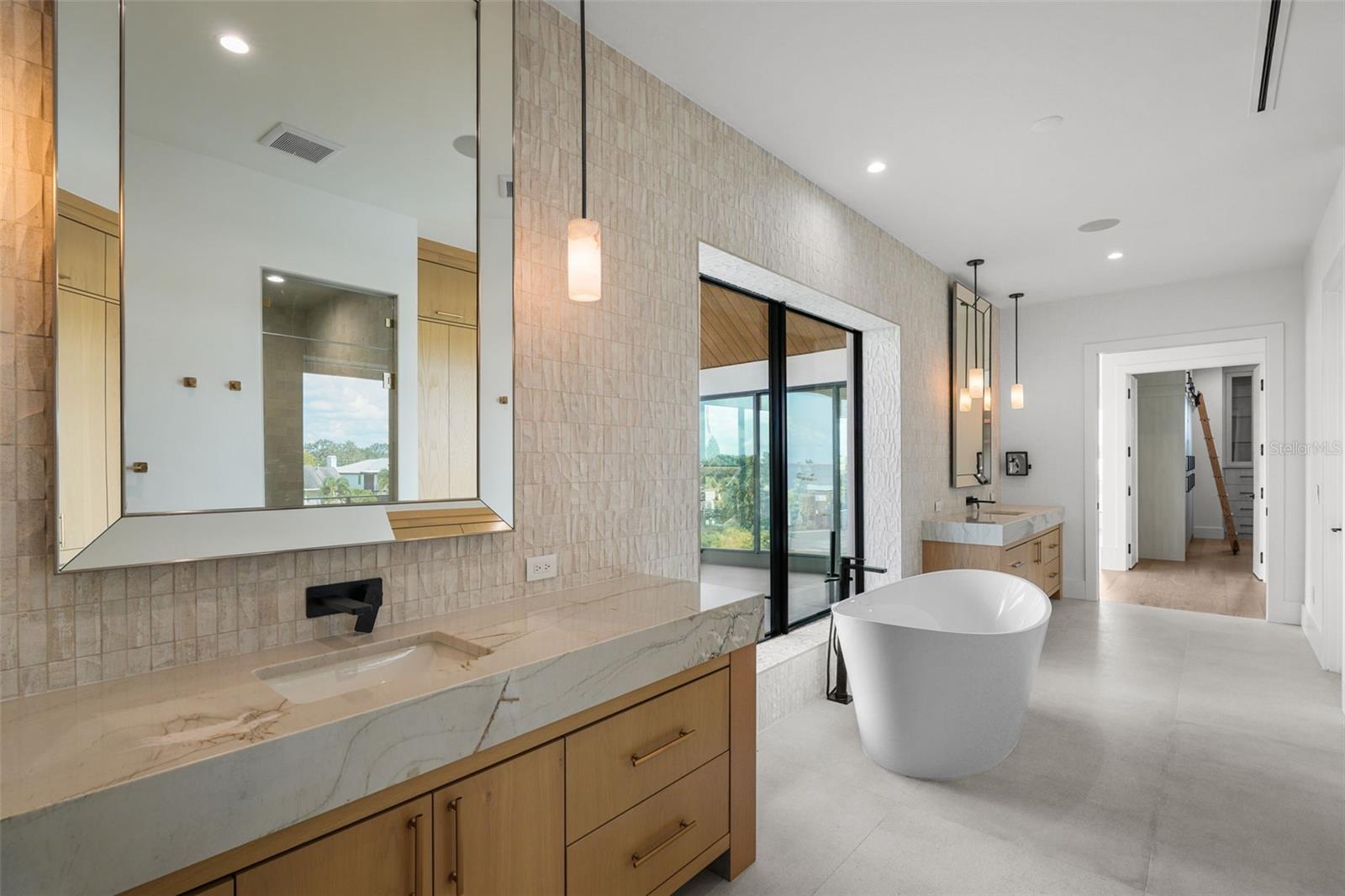 SUNSET PARK ISLES UNIT 2 - Residential