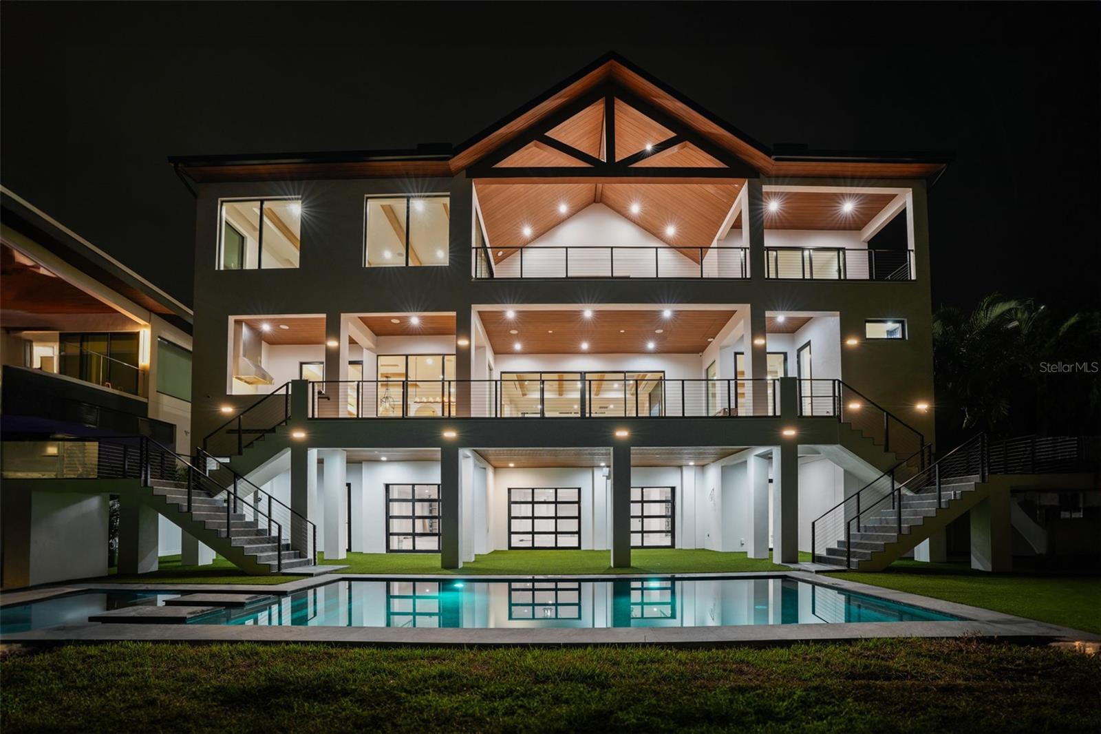 SUNSET PARK ISLES UNIT 2 - Residential