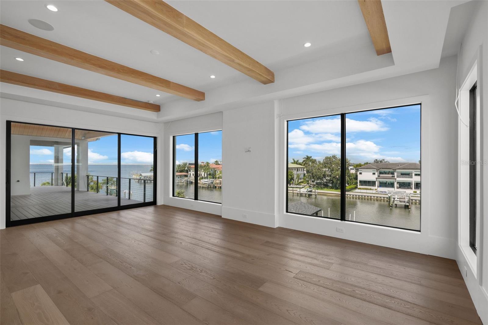 SUNSET PARK ISLES UNIT 2 - Residential