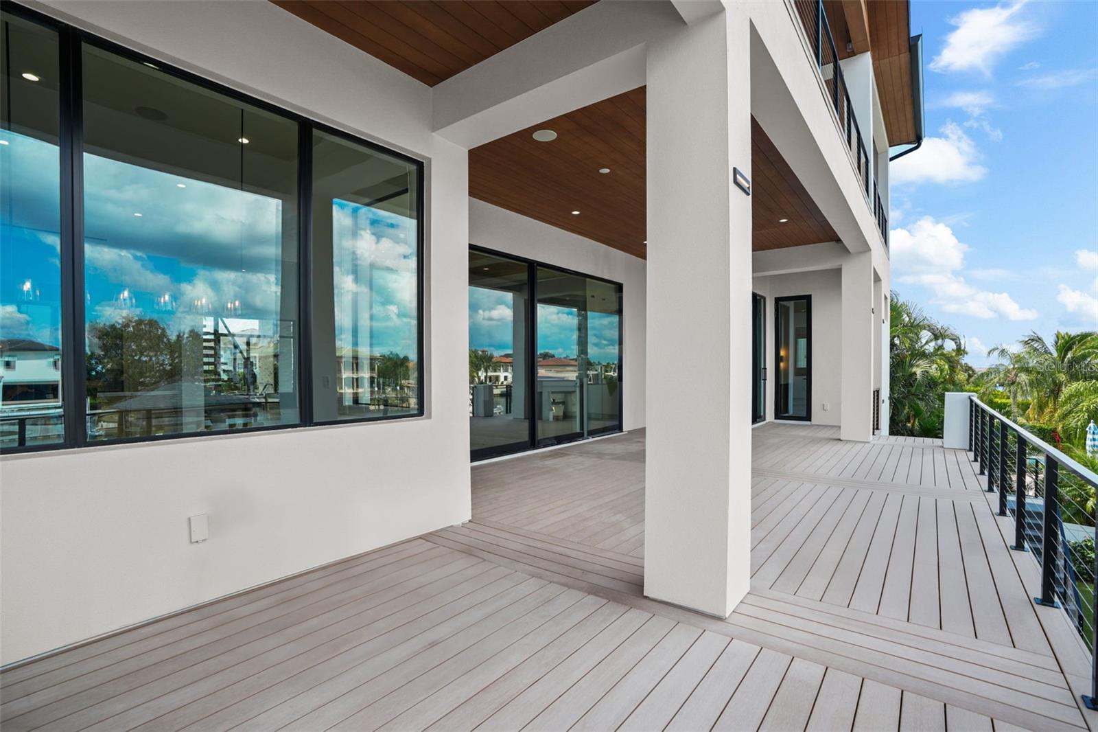 SUNSET PARK ISLES UNIT 2 - Residential
