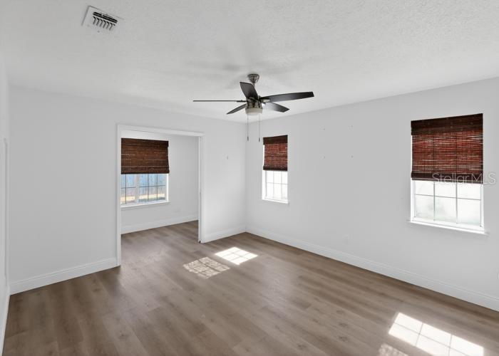 104 SEASHELL COURT