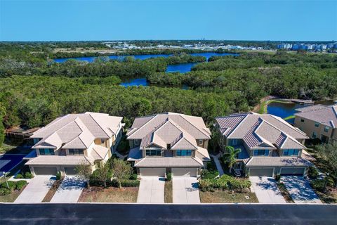 A home in SEMINOLE