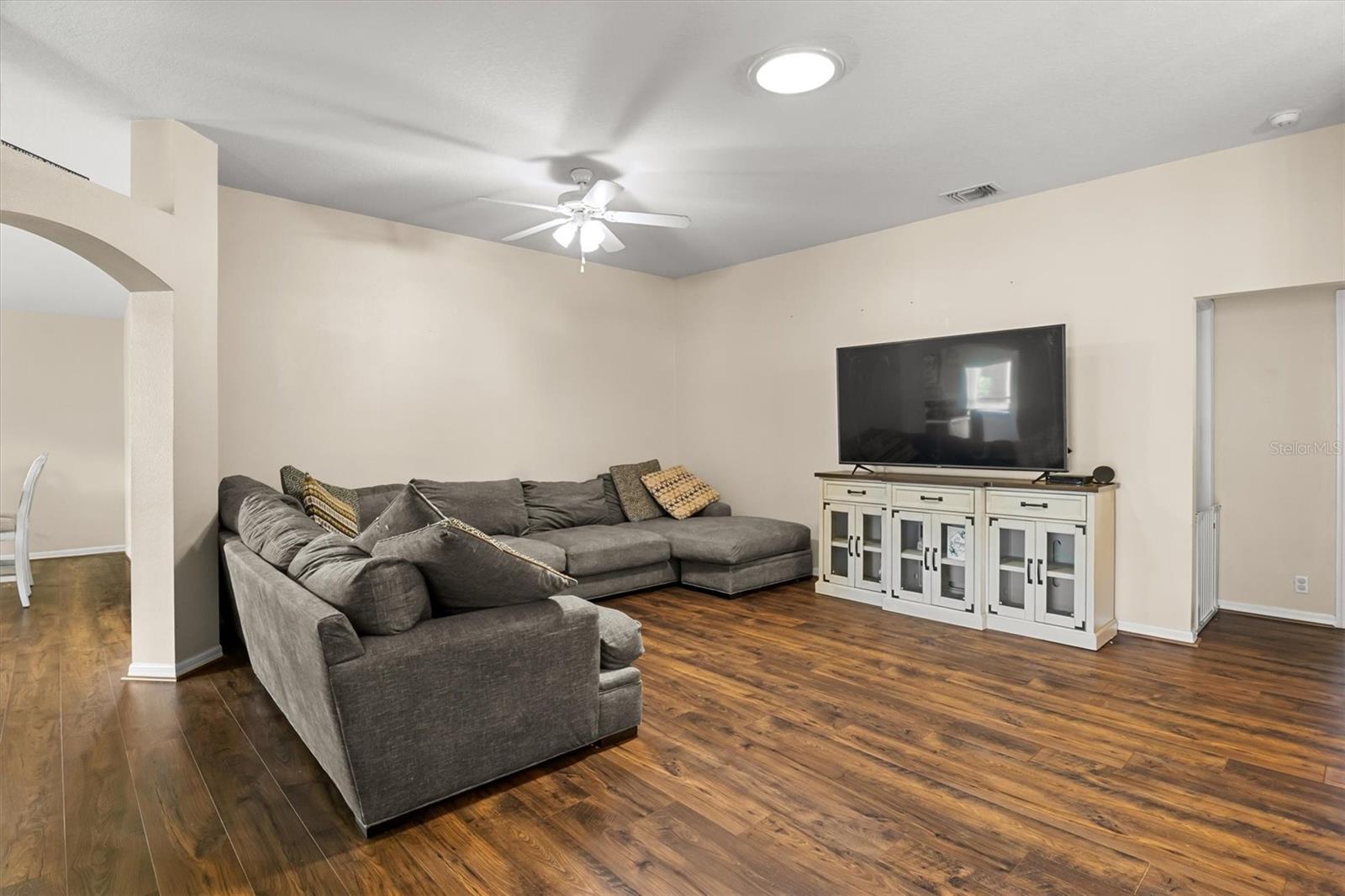 3833 WHISTLEWOOD CIRCLE
