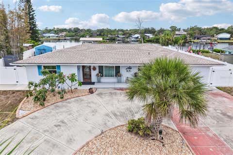 Photo of 806 Blue Heron Boulevard, Ruskin, FL 33570 (MLS # TB8526657)