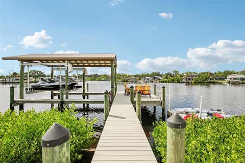 Photo of 806 Blue Heron Boulevard, Ruskin, FL 33570 (MLS # TB8526657)