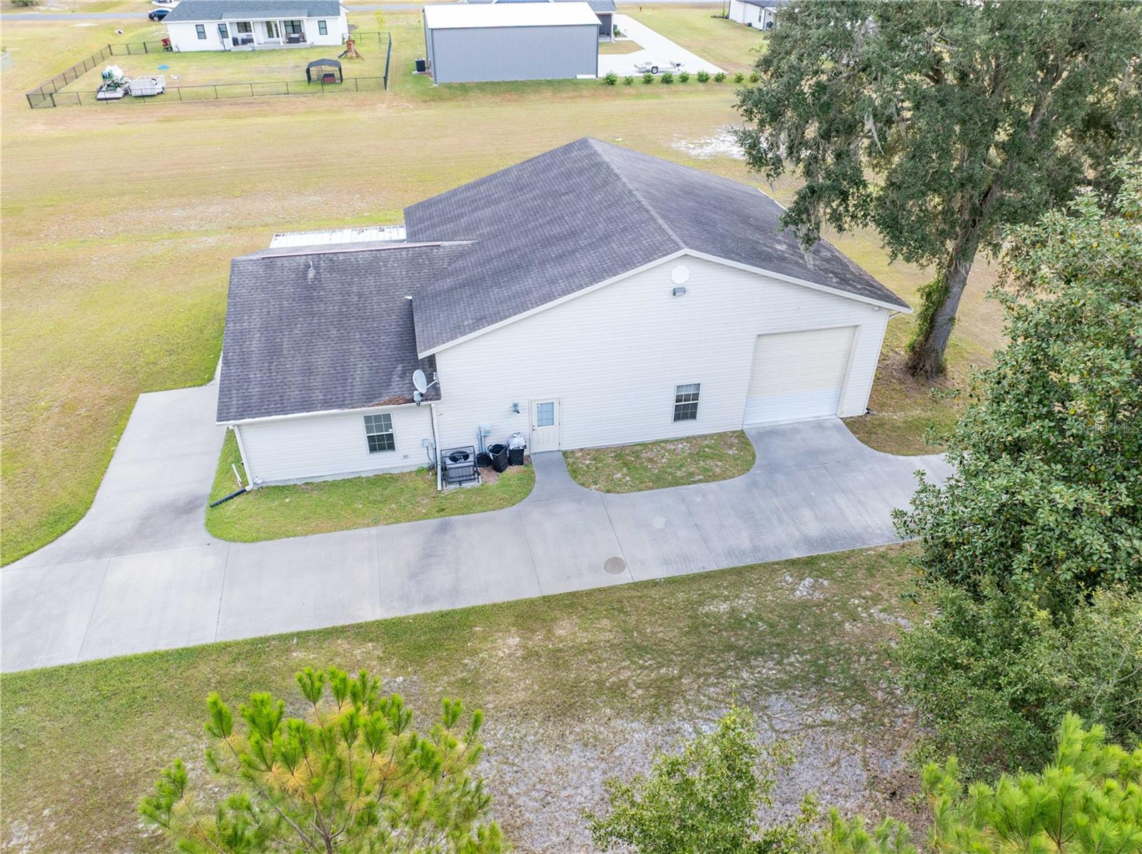 168 SW POBEREZNY GLN