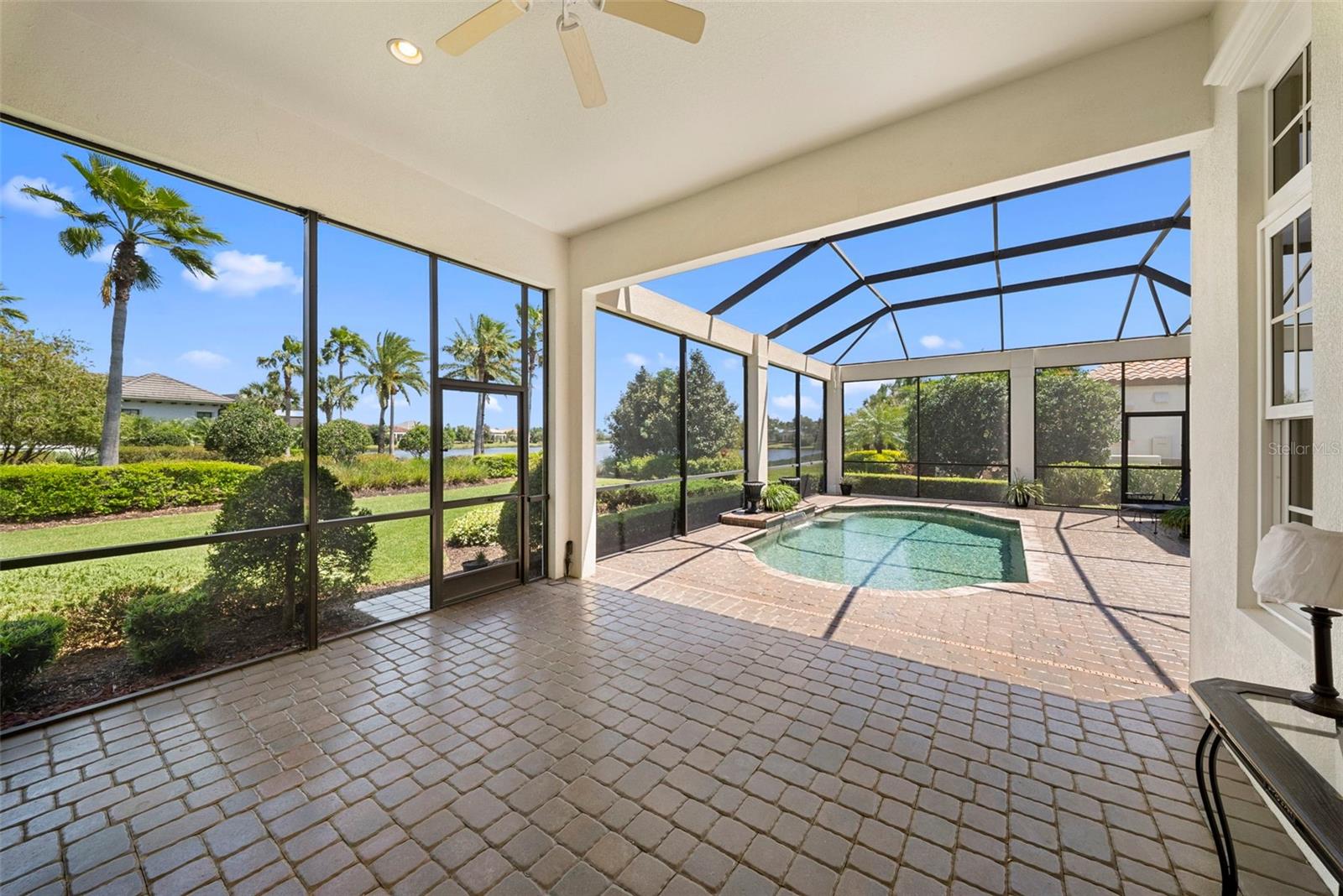 LAKE CLUB PH II UNIT 1-B - Residential