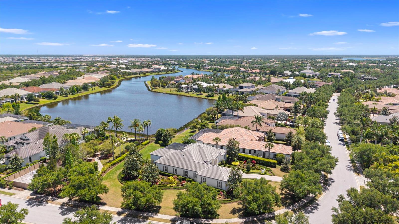 LAKE CLUB PH II UNIT 1-B - Residential