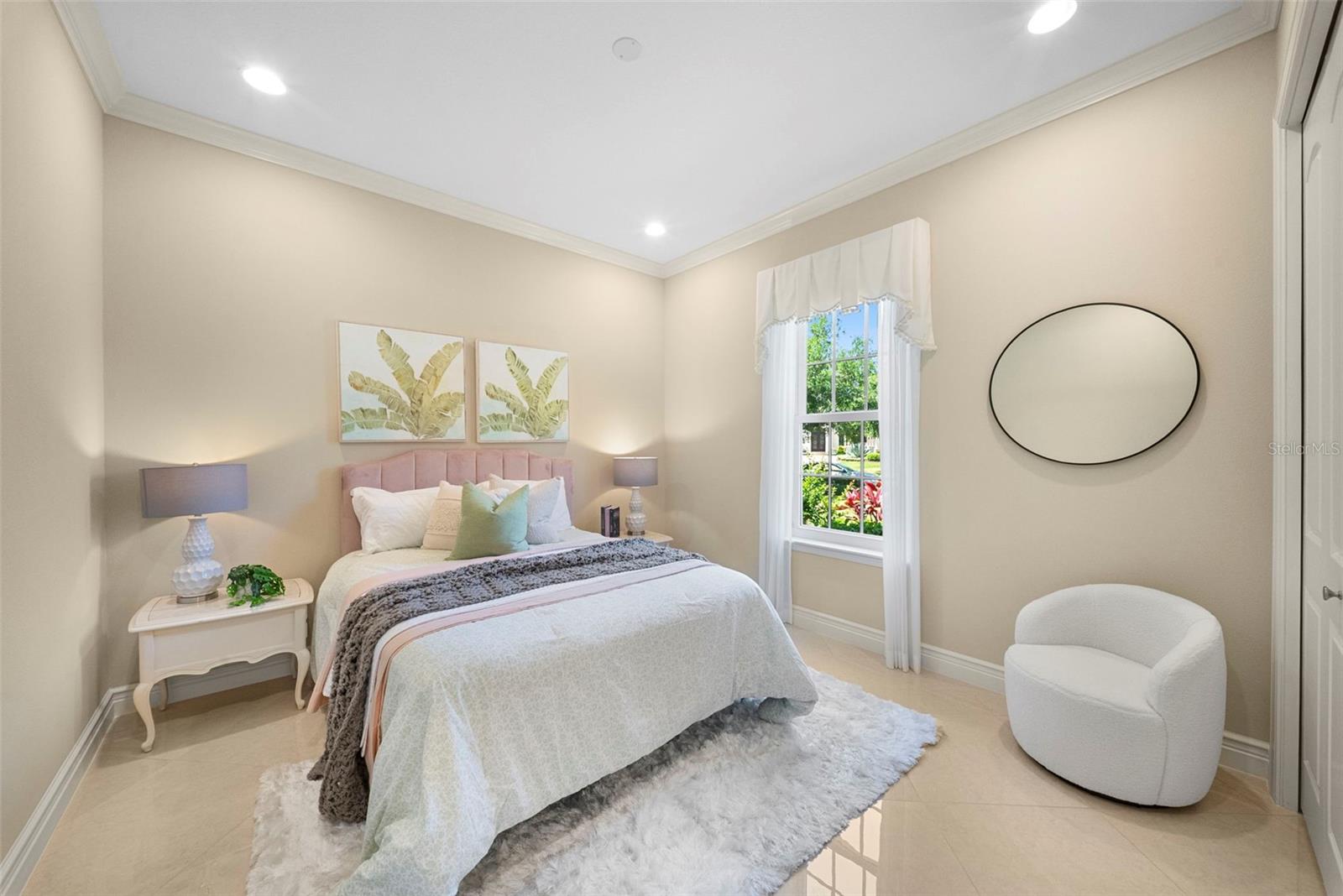 LAKE CLUB PH II UNIT 1-B - Residential