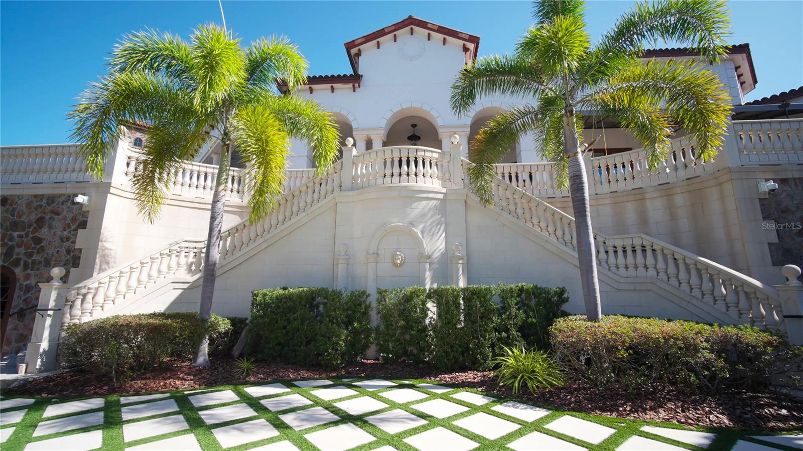 LAKE CLUB PH II UNIT 1-B - Residential