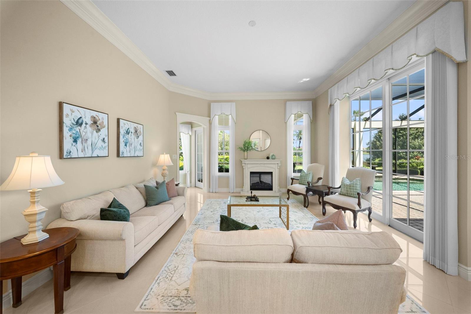 LAKE CLUB PH II UNIT 1-B - Residential