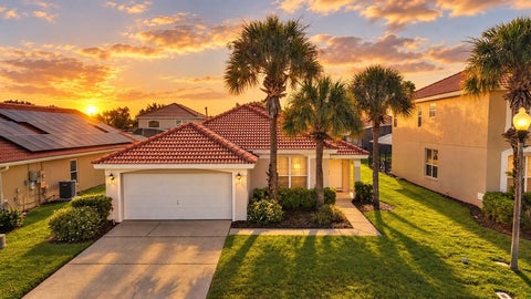 Photo of 110 Saragossa Ave, Davenport, FL 33897 (MLS # G5117432)