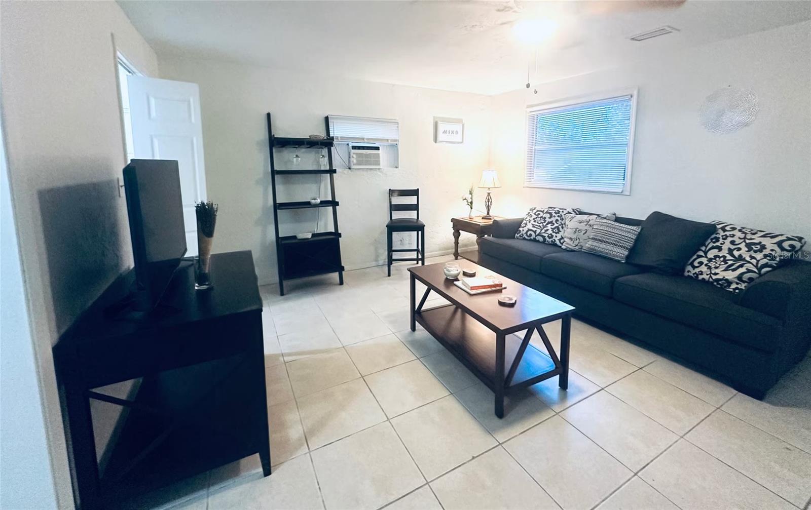 Welcome to your perfect retreat in sunny St. Petersburg! This quiet 1-bedroom, 1-bathroom property features a spacious bedroom with a large walk-in closet and an inviting layout designed for comfort and convenience. Fully equipped with all amenities, this home offers a hassle-free lifestyle in a prime location. Whether you’re here for work or relaxation, you’ll love the ease and charm this property provides.
Investing N Florida, LLC specializes in Fully Furnished Corporate Housing.
For availability please review the Final Details below.
Stay in an Airbnb without the Airbnb Rates!!!
Weekly or Monthly. Flexible dates.
For longer stays, you can cancel lease at any time with a 30 days notice.
Pets upon approval.
An initial starter set of toiletries, kitchen supplies and cleaning supplies are available at check in.
Lawncare, pets control and trash are included
All utilities and WIFI included during our stay.
Monthly or weekly Cleaner can be requested for an additional cost.
Welcome packet included upon arrival for all information on property and surrounding area to make your stay more comfortable.
Please request showings. Property may be occupied and need to schedule with tenant.