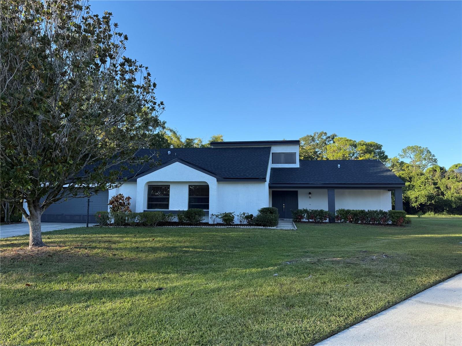 ORANGE TREE COUNTRY CLUB - Residential