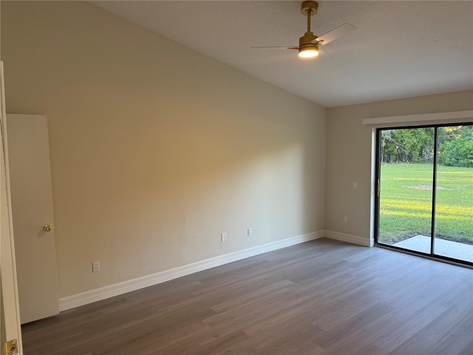 ORANGE TREE COUNTRY CLUB - Residential