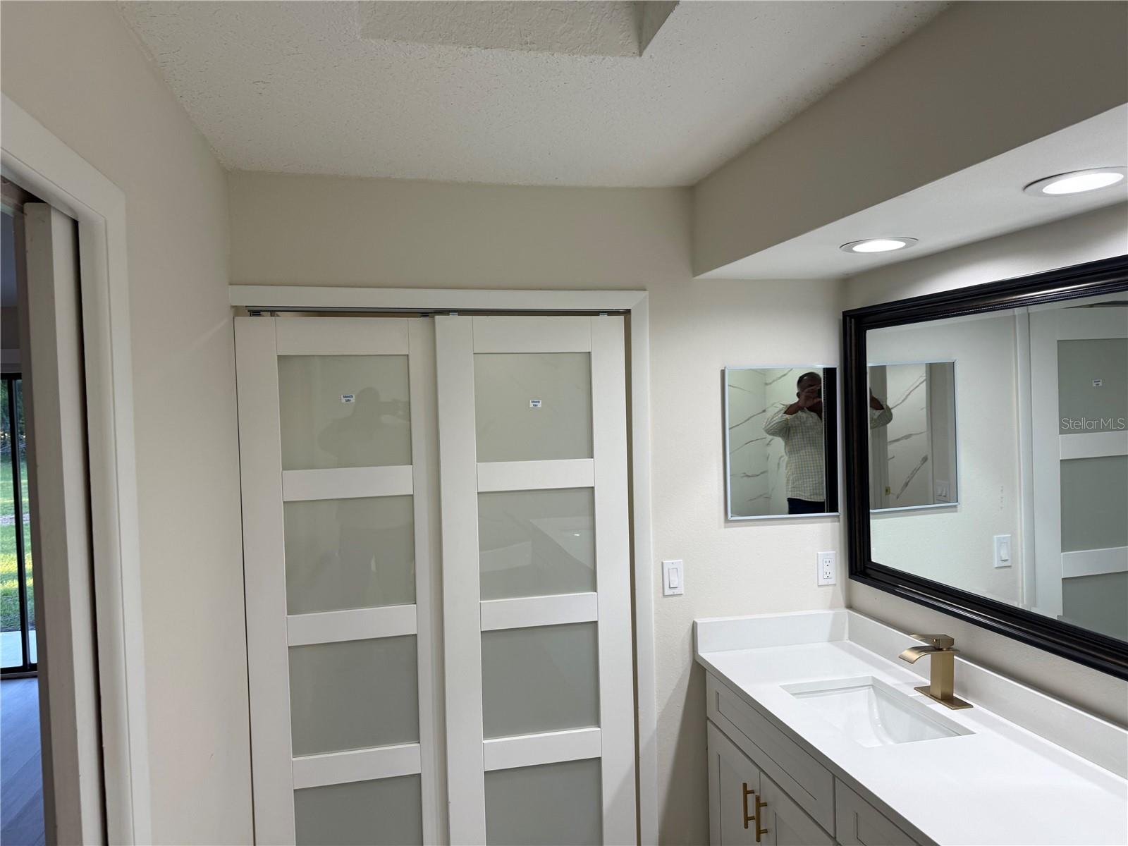 ORANGE TREE COUNTRY CLUB - Residential