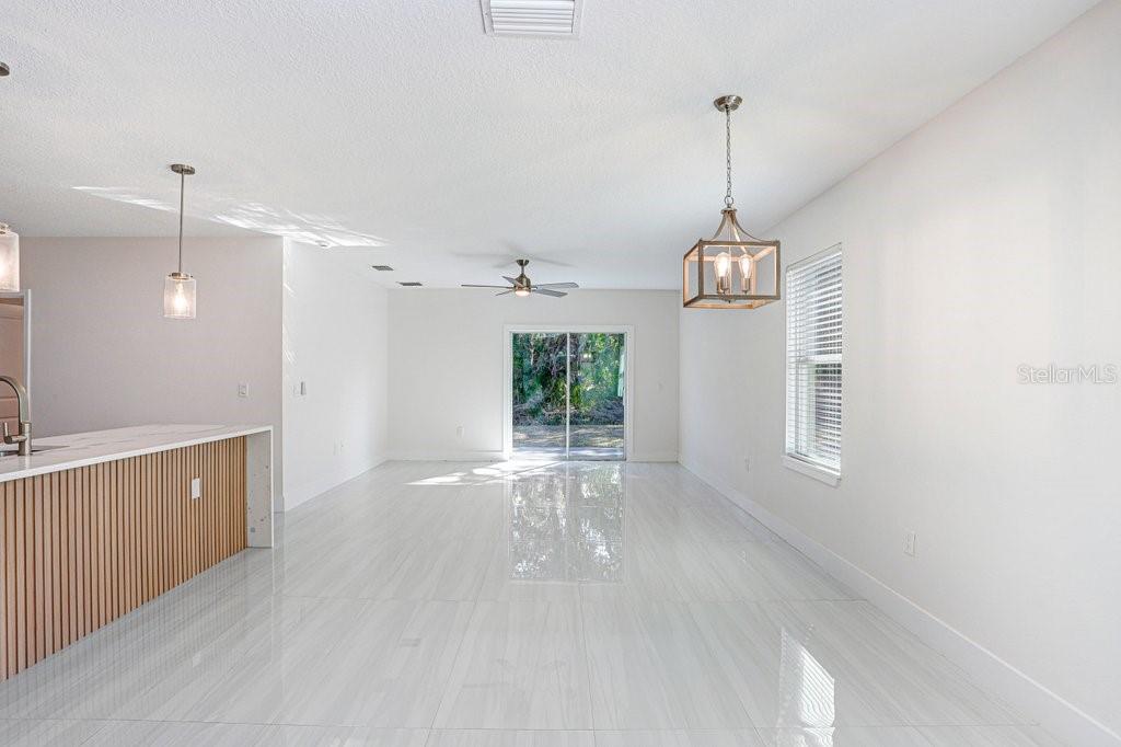 10932 CARLTON FIELDS DRIVE