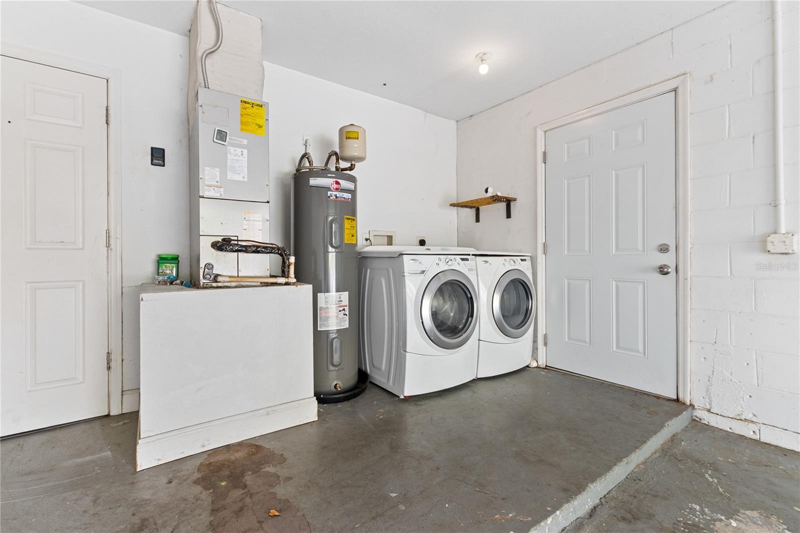 MEADOW LAWN - Residential