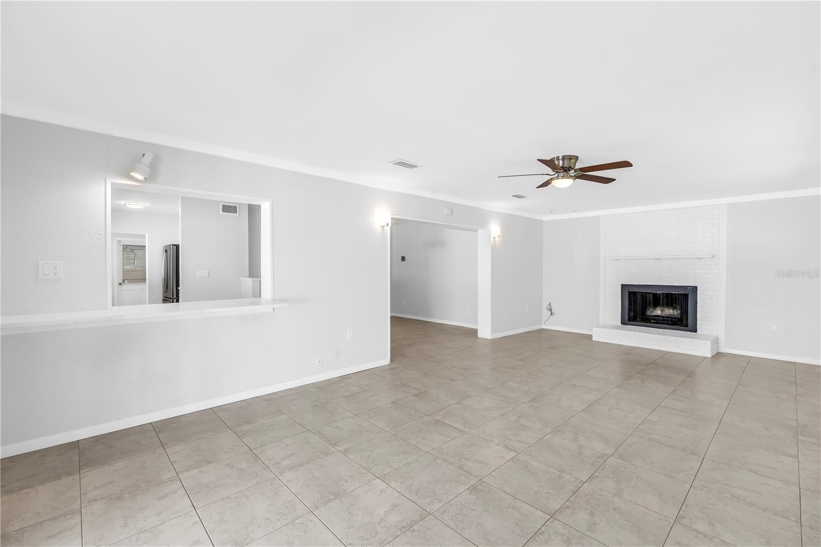 MEADOW LAWN 13TH ADD - Residential