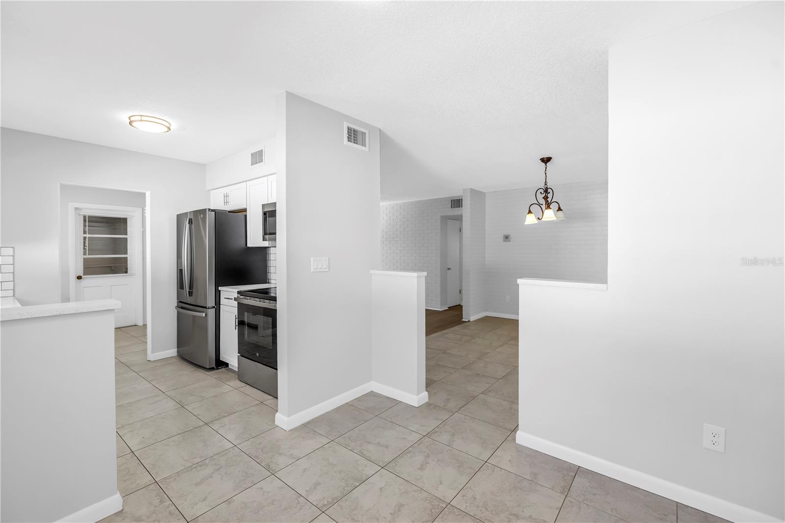 MEADOW LAWN 13TH ADD - Residential