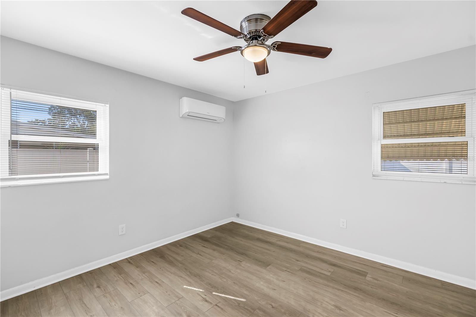 MEADOW LAWN 13TH ADD - Residential