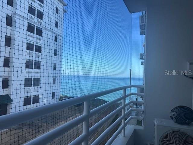 COND COSTA CÓRCEGA - Residential