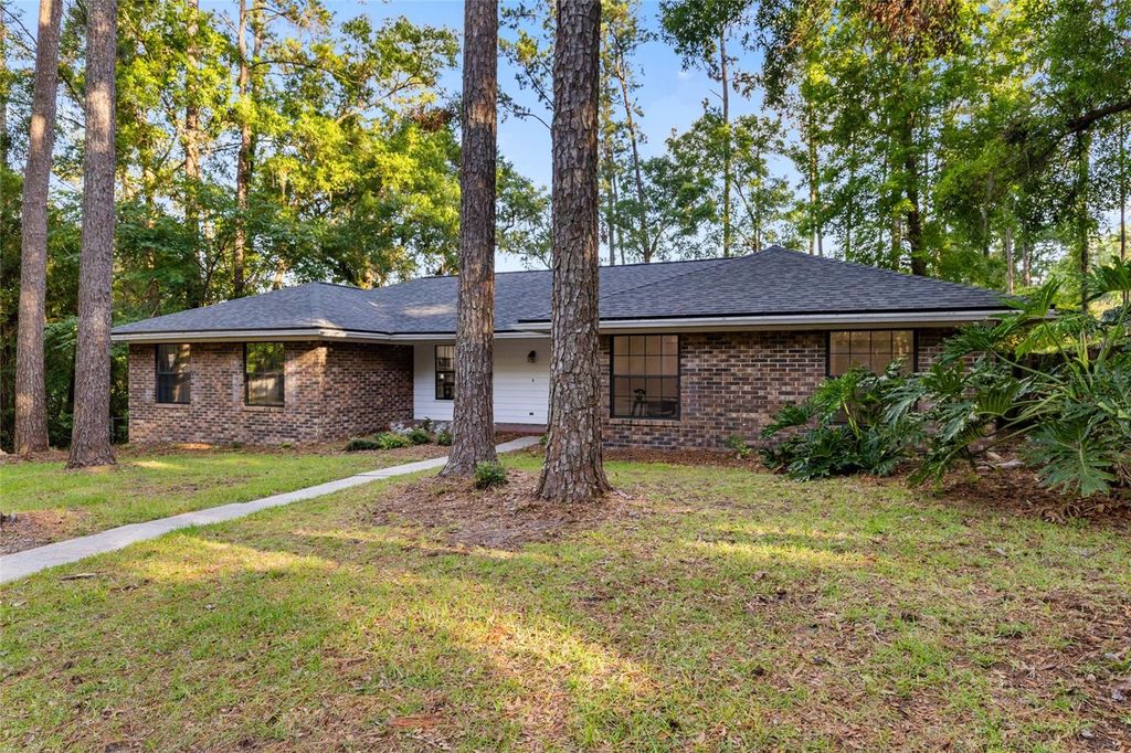 Photo of 7617 NW 42nd Avenue, Gainesville, FL 32606 (MLS # GC527447)