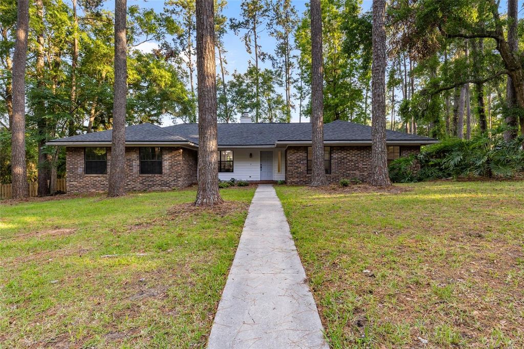 Photo of 7617 NW 42nd Avenue, Gainesville, FL 32606 (MLS # GC527447)
