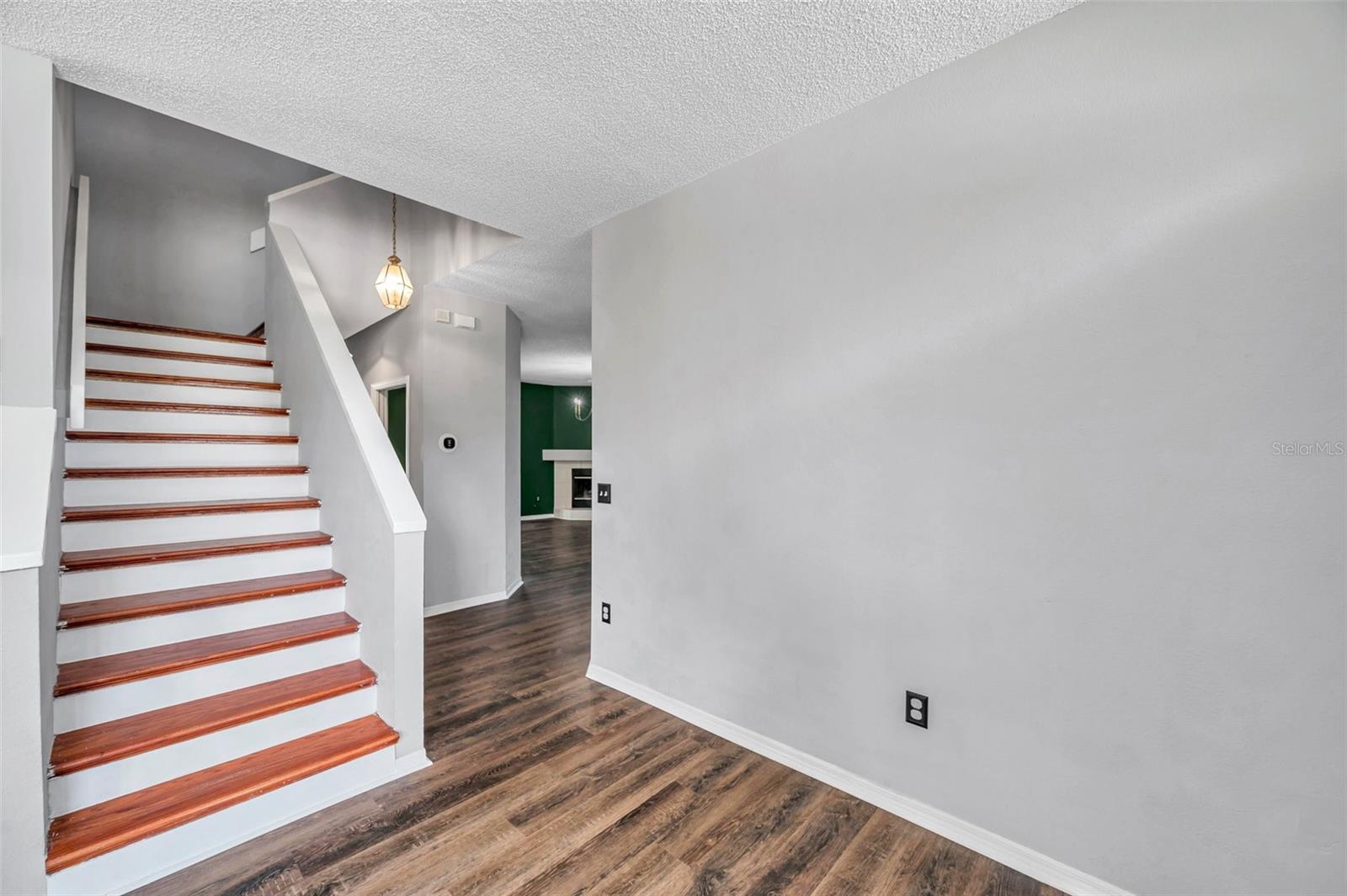1204 RINKFIELD PLACE