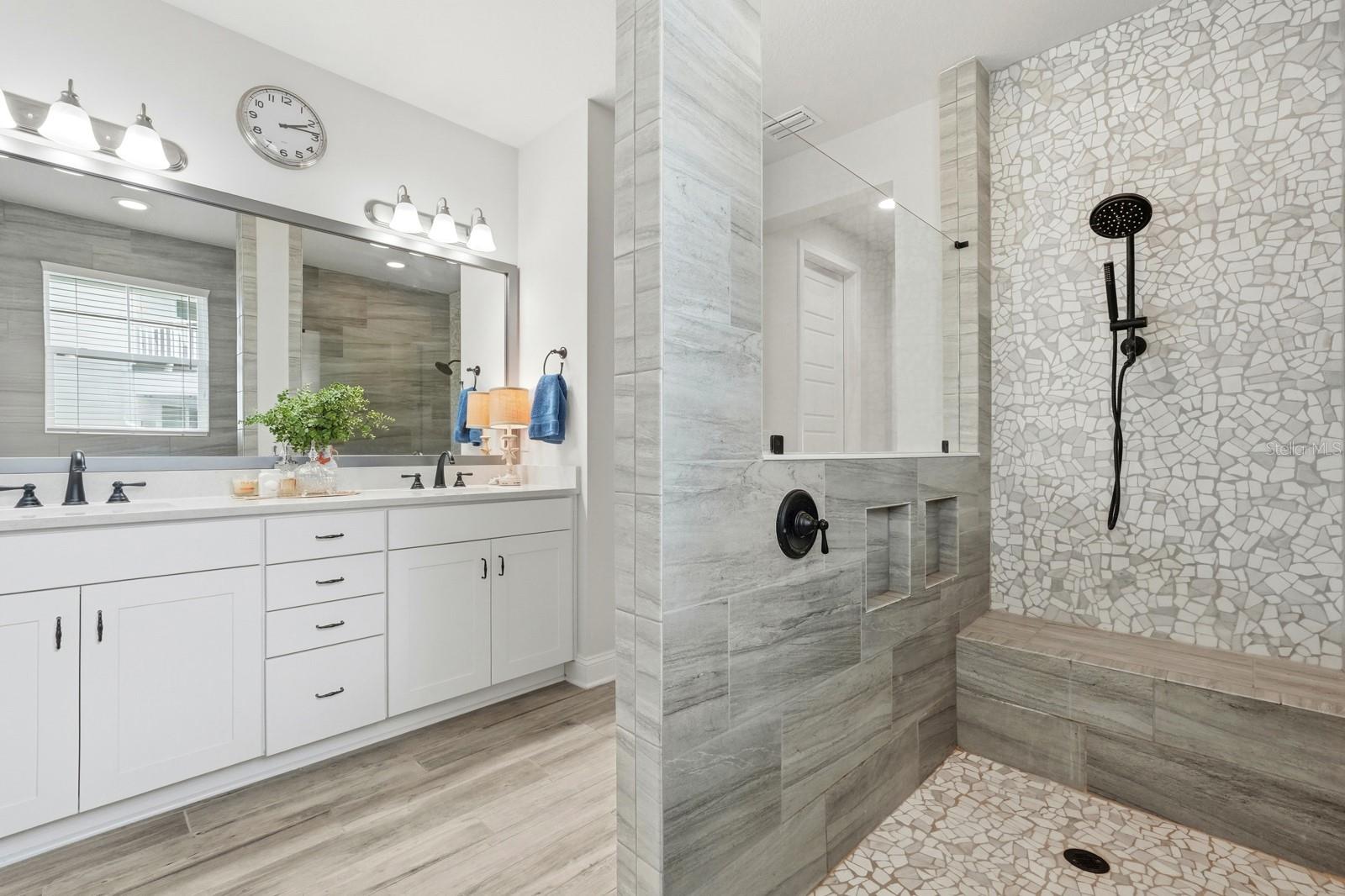 BEACH HAVEN-UN 2 - Residential