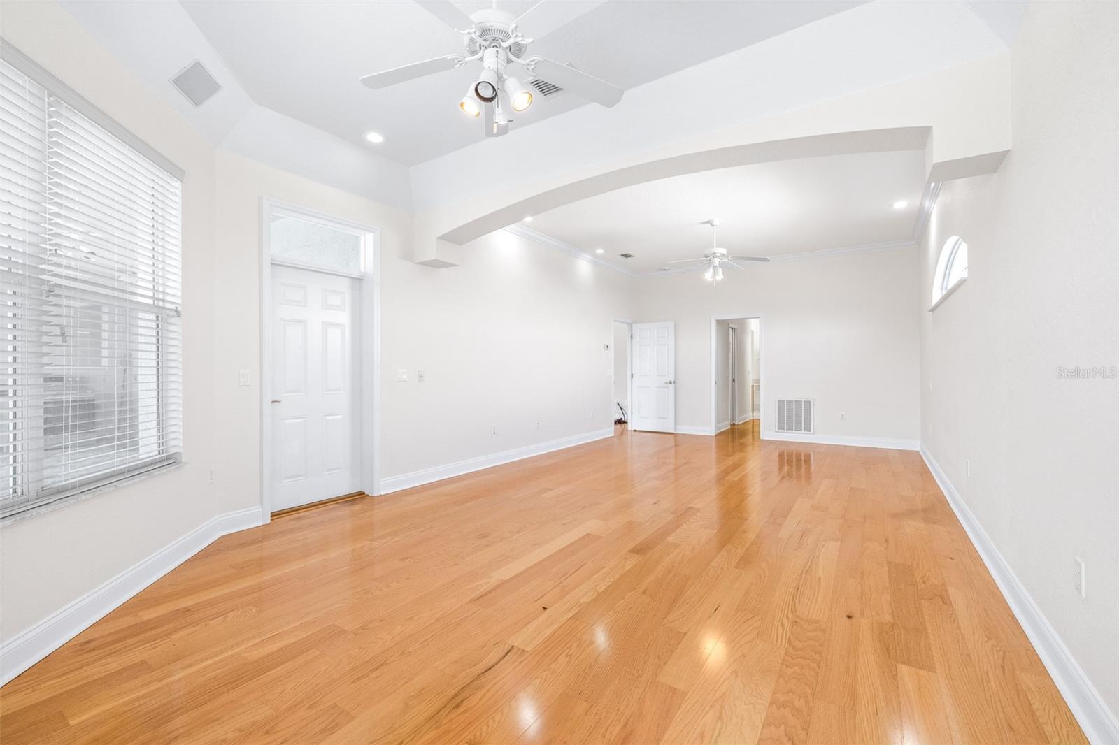 HUNTINGTON HILLS - Residential