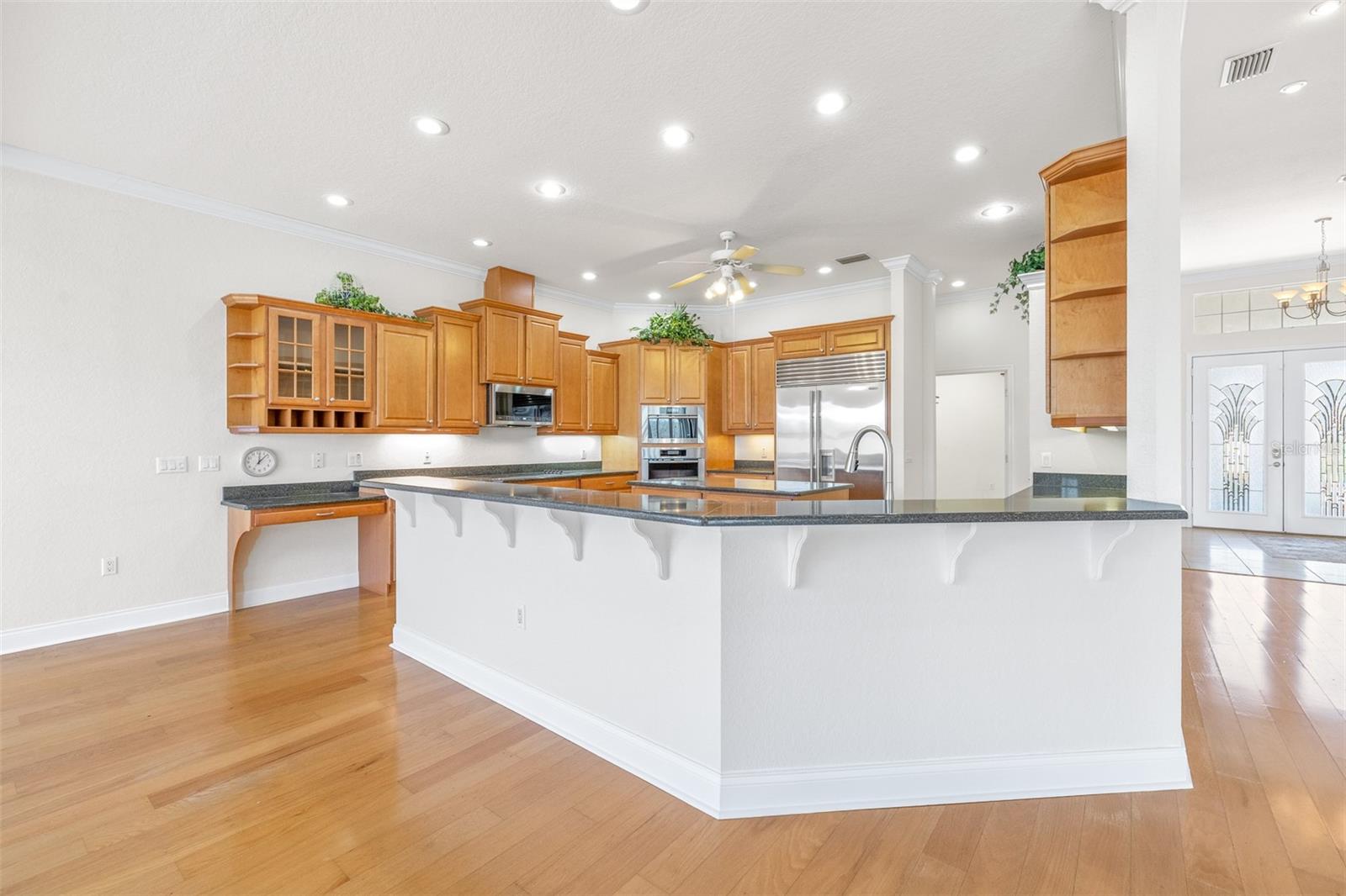 HUNTINGTON HILLS - Residential