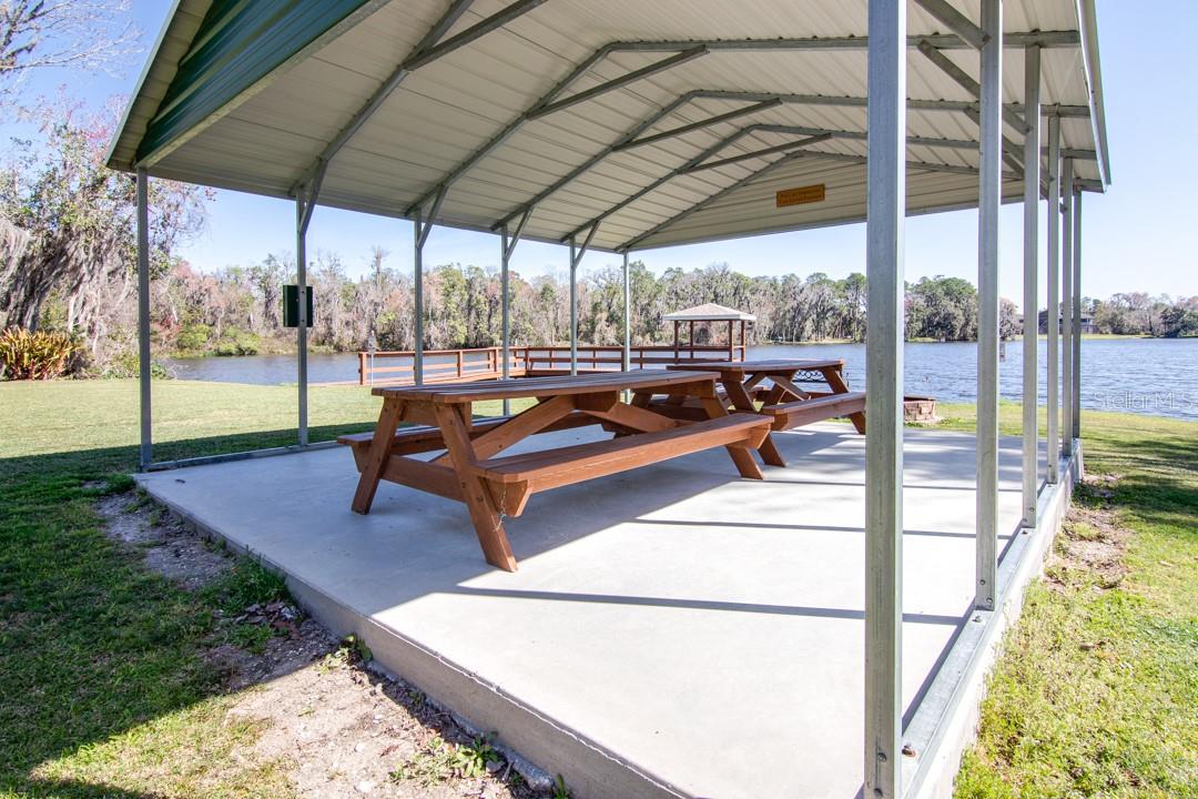 HUNTINGTON HILLS - Residential